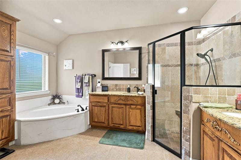 6909 Westover Drive, Granbury TX 76049 - Photo 22