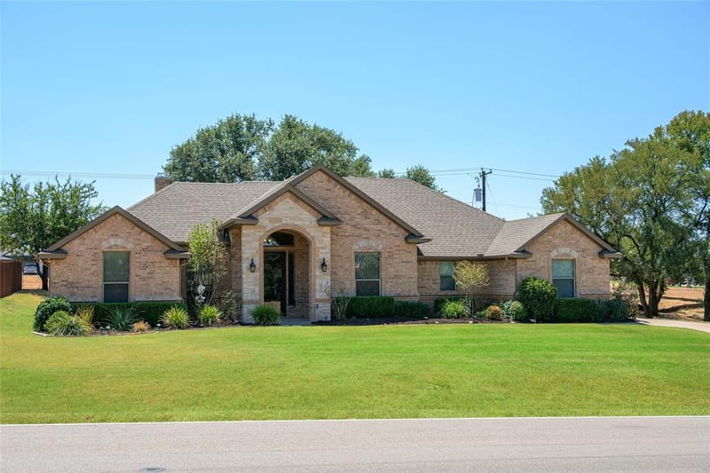 6909 Westover Drive, Granbury TX 76049