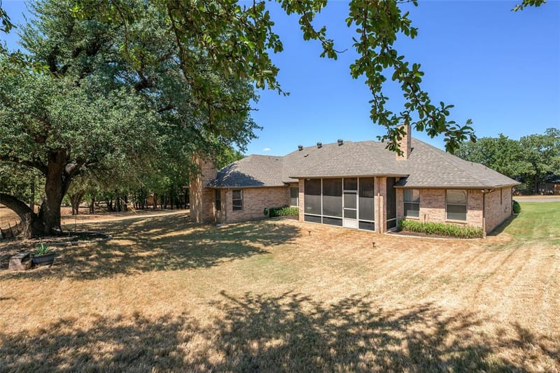 6909 Westover Drive, Granbury TX 76049 - Photo 34