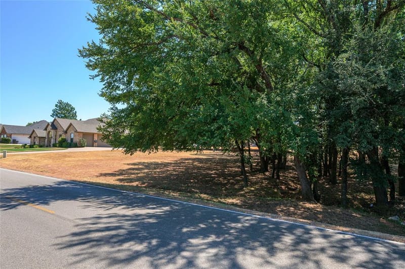 6909 Westover Drive, Granbury TX 76049 - Photo 38