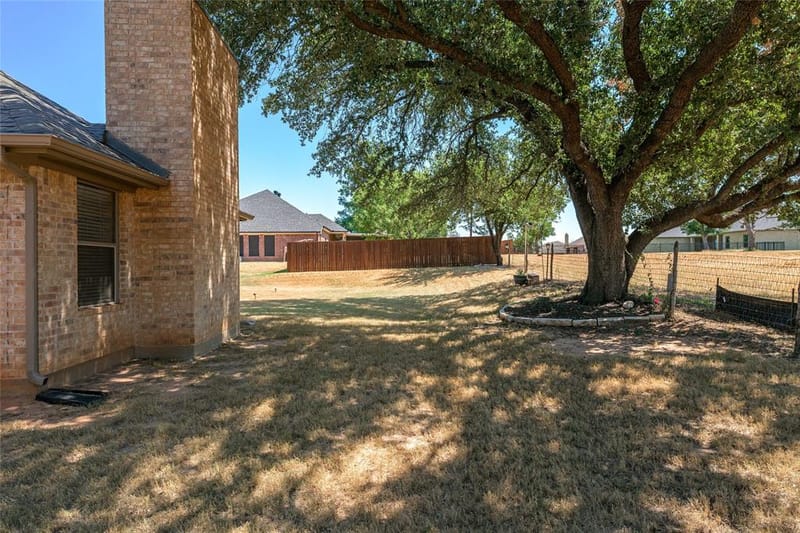 6909 Westover Drive, Granbury TX 76049 - Photo 35