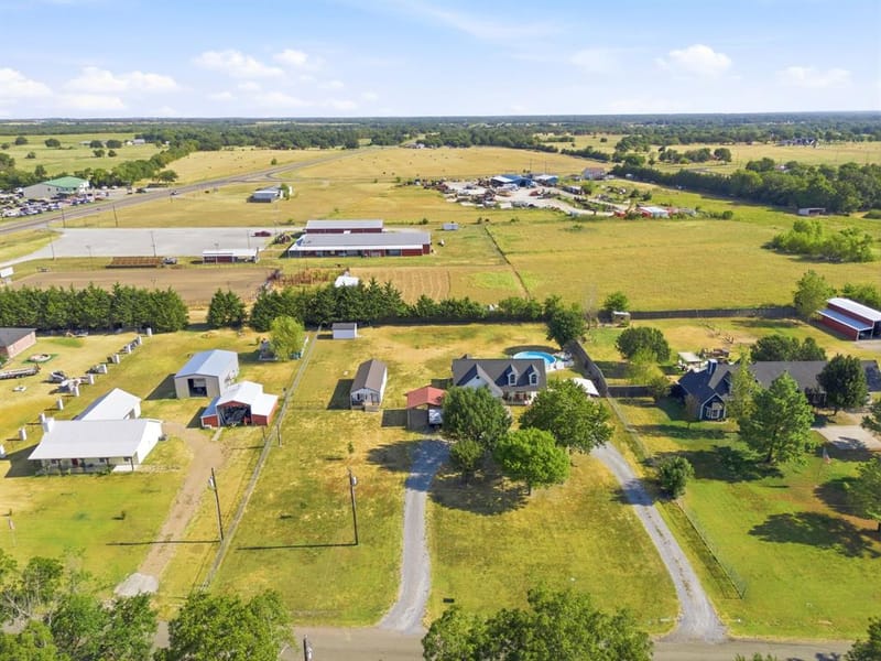 355 County Road 4225, Bonham TX 75418 - Photo 36