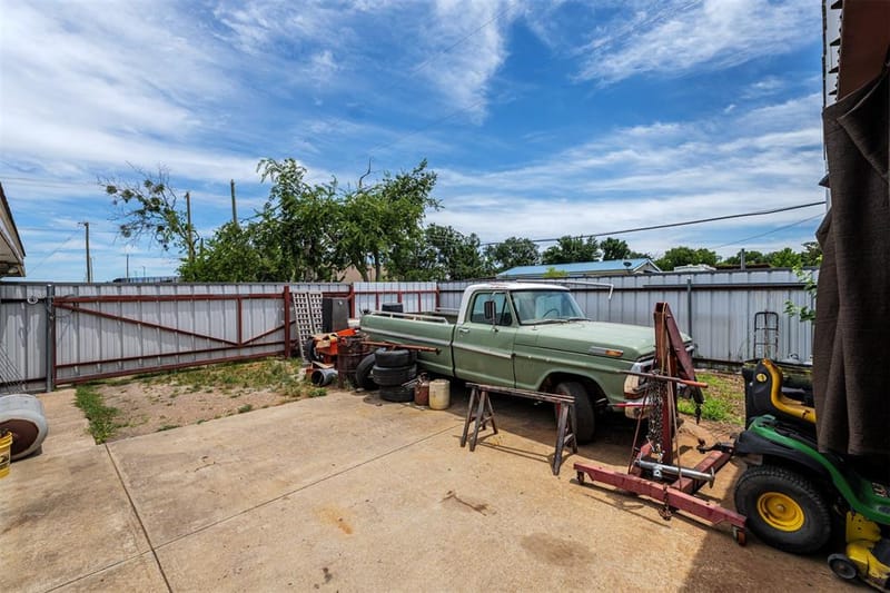 601 Houston School Road, Red Oak TX 75154 - Photo 22