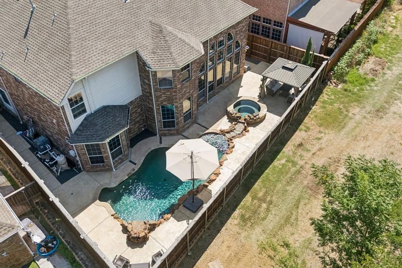 9033 Jasmine Lane, Irving TX 75063 - Photo 37