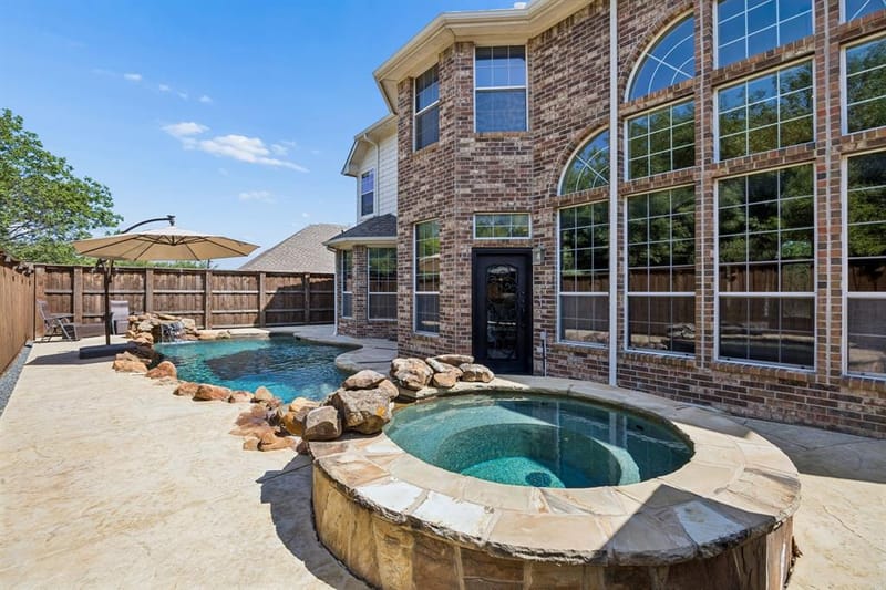 9033 Jasmine Lane, Irving TX 75063 - Photo 31