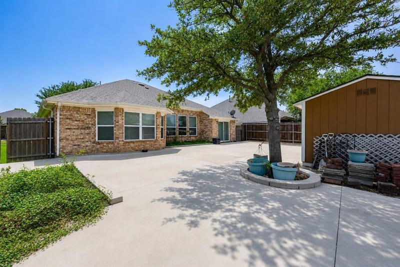 2813 Fox Creek Trail, Arlington TX 76017 - Photo 39