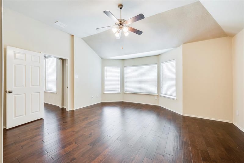 2813 Fox Creek Trail, Arlington TX 76017 - Photo 25