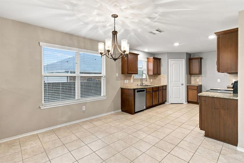 1404 Diamond Court, Princeton TX 75407 - Photo 7