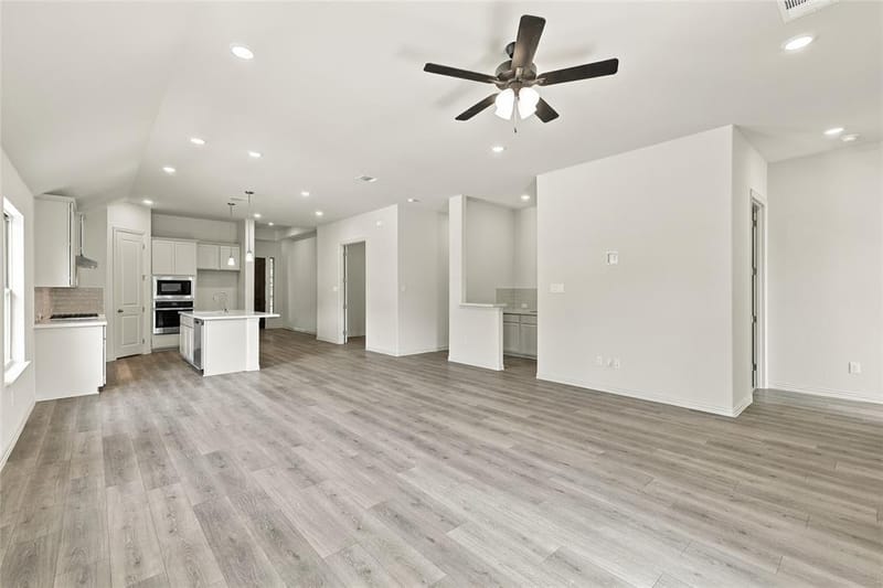 944 Alberta Spruce Road, Fort Worth TX 76247 - Photo 12