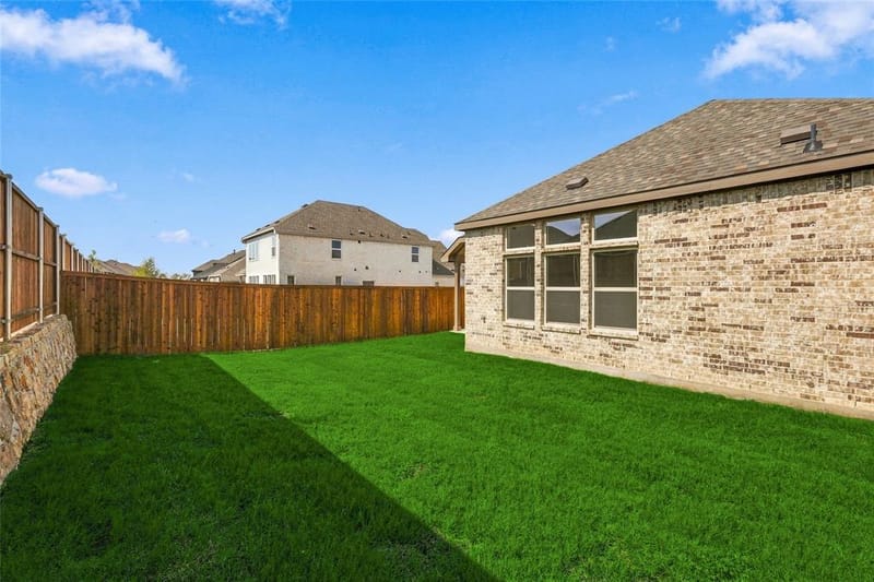 944 Alberta Spruce Road, Fort Worth TX 76247 - Photo 30