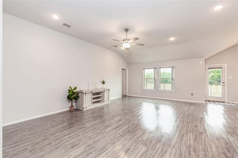 112 Plumed Thistle Drive, Fort Worth TX 76131 - Photo 19