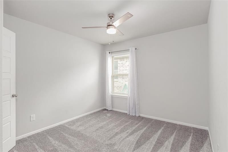 112 Plumed Thistle Drive, Fort Worth TX 76131 - Photo 29