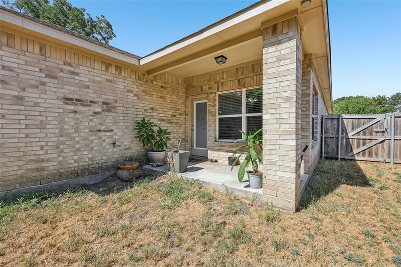 909 S Frances Street # A, Terrell TX 75160 - Photo 22