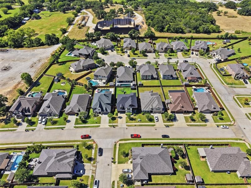 1112 Bear Oak Drive, Burleson TX 76028 - Photo 37