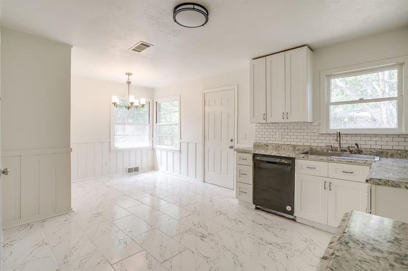 5736 Tracyne Drive, Westworth Village TX 76114 - Photo 11