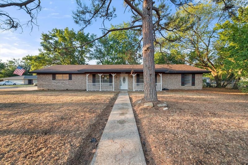 3400 Emhouse Road, Corsicana TX 75110