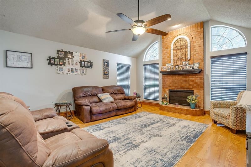 316 Shane Lane, Burleson TX 76028 - Photo 6