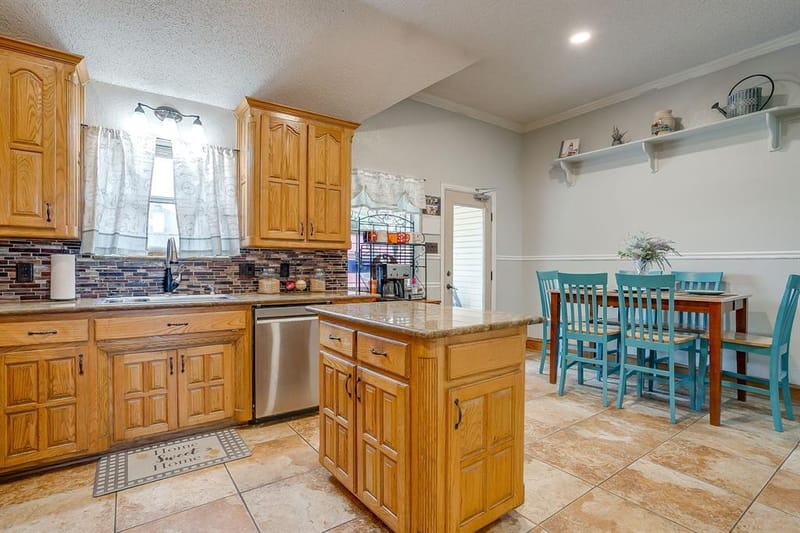 316 Shane Lane, Burleson TX 76028 - Photo 12