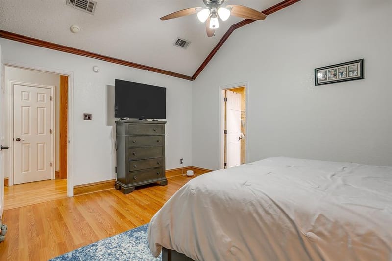316 Shane Lane, Burleson TX 76028 - Photo 26