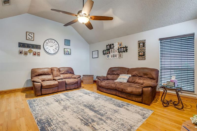 316 Shane Lane, Burleson TX 76028 - Photo 9
