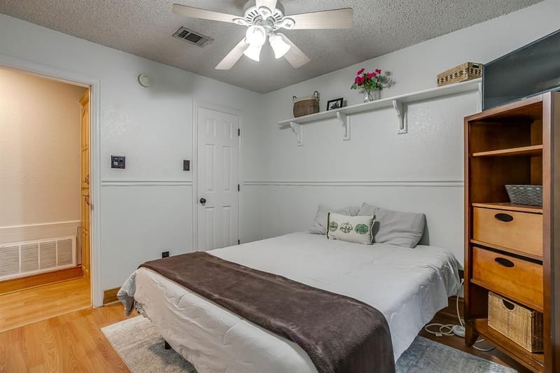 316 Shane Lane, Burleson TX 76028 - Photo 24