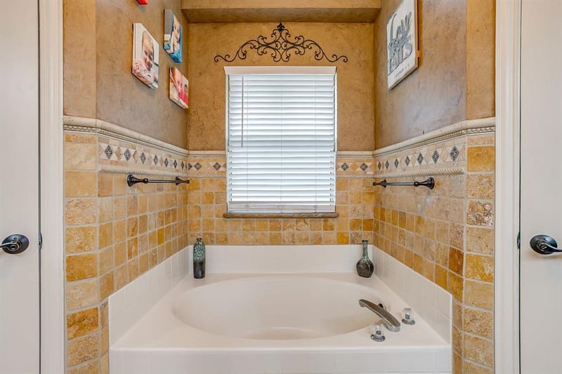 316 Shane Lane, Burleson TX 76028 - Photo 30