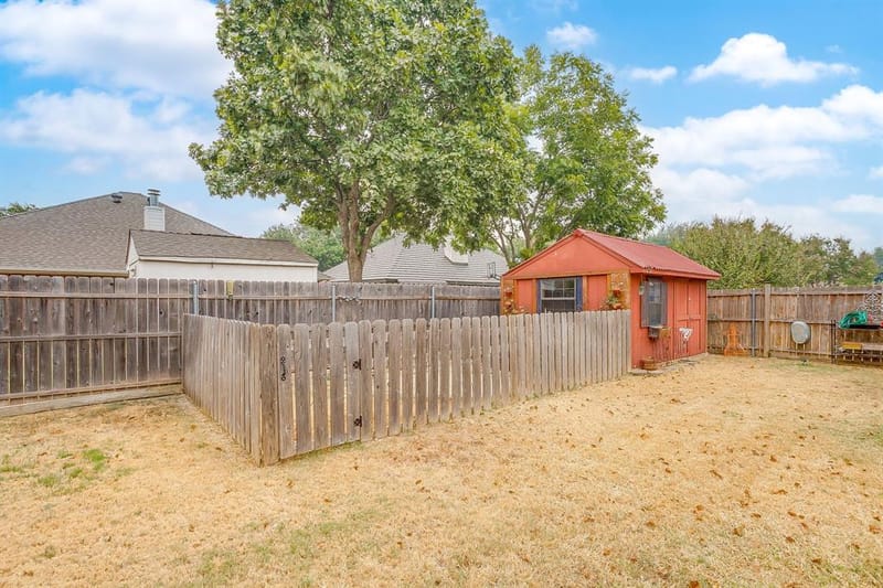 316 Shane Lane, Burleson TX 76028 - Photo 34