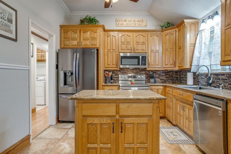 316 Shane Lane, Burleson TX 76028 - Photo 15
