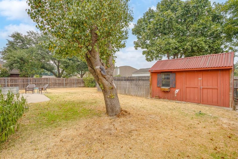 316 Shane Lane, Burleson TX 76028 - Photo 35