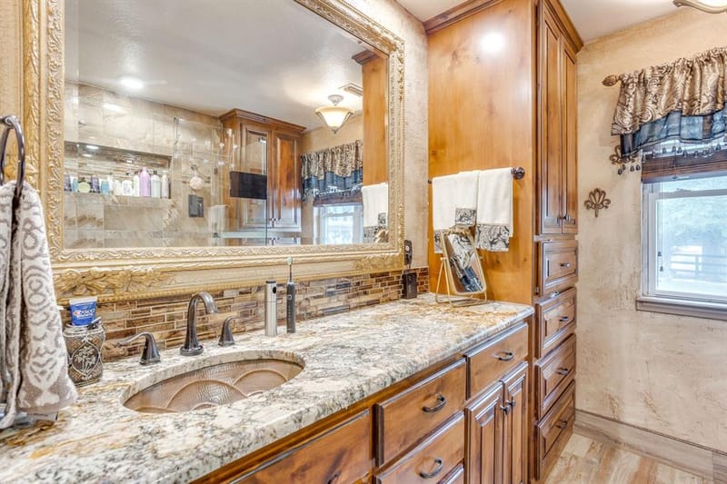 3914 Redbird Lane, Joshua TX 76058 - Photo 17