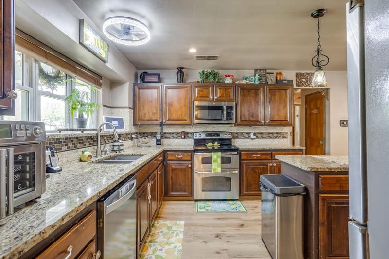 3914 Redbird Lane, Joshua TX 76058 - Photo 8
