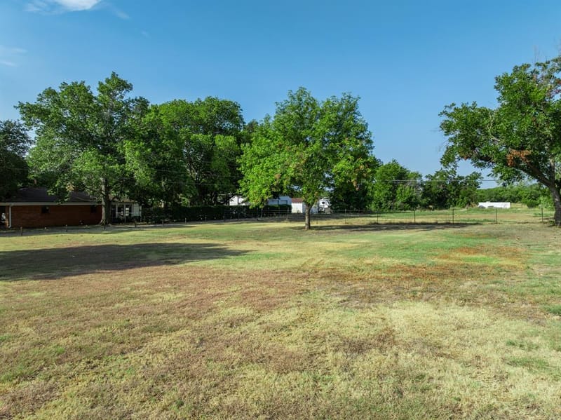 205 Rabbit Run, Woodway TX 76712 - Photo 13