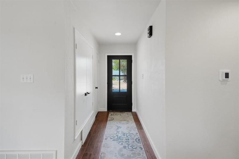 5123 Fairway Circle, Granbury TX 76049 - Photo 6