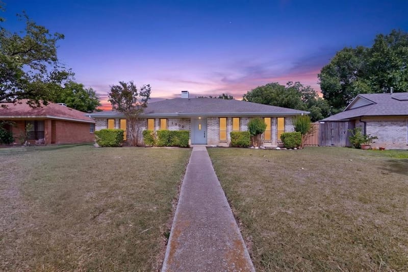 1302 N Yale Boulevard, Richardson TX 75081
