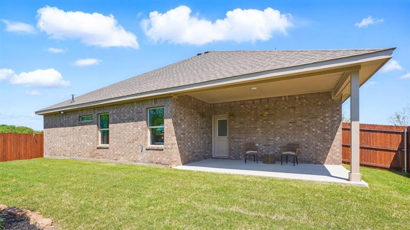 4919 SIMMENTAL Drive, Arlington TX 76001 - Photo 30