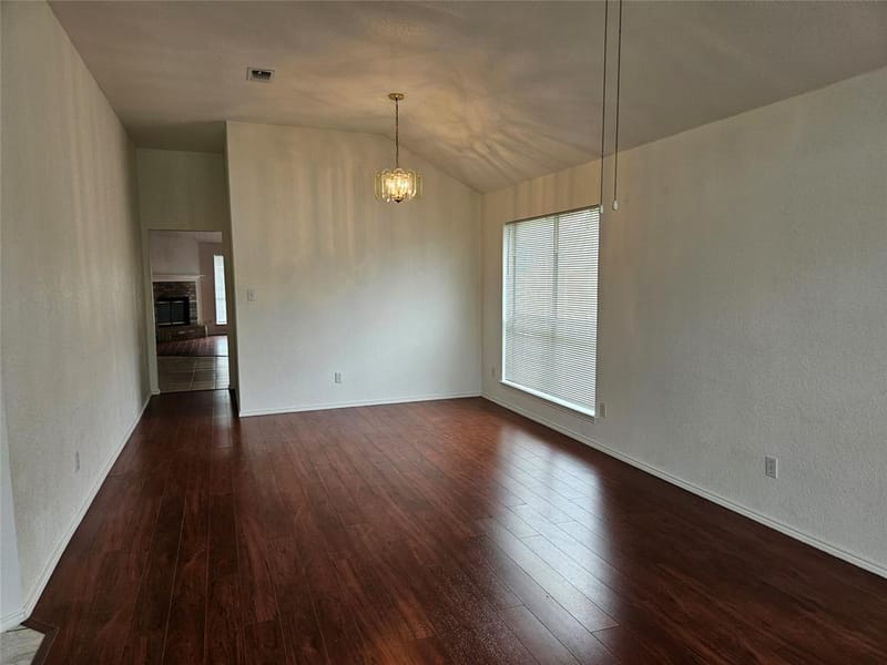5901 Rising Meadow Drive, Arlington TX 76018 - Photo 3