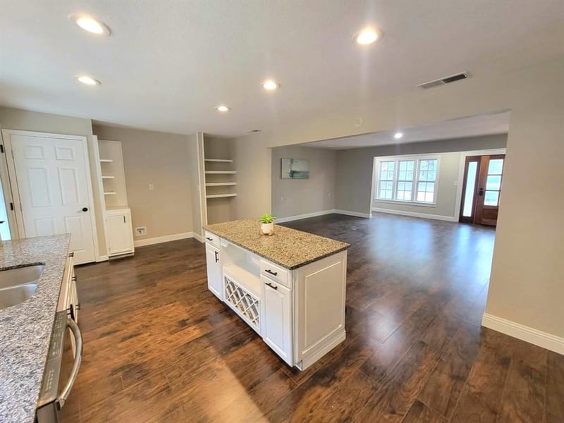 103 W Cayuga Drive, Athens TX 75751 - Photo 5