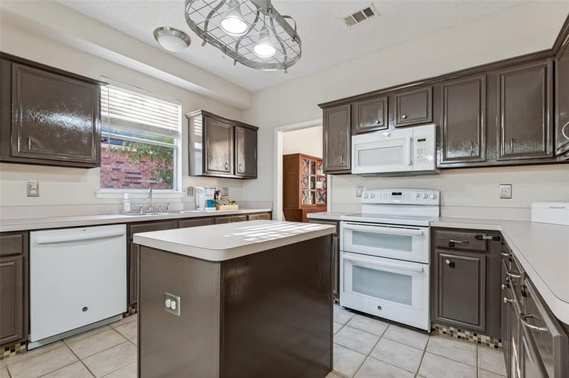 2116 Pritchard Drive, Grapevine TX 76051 - Photo 13