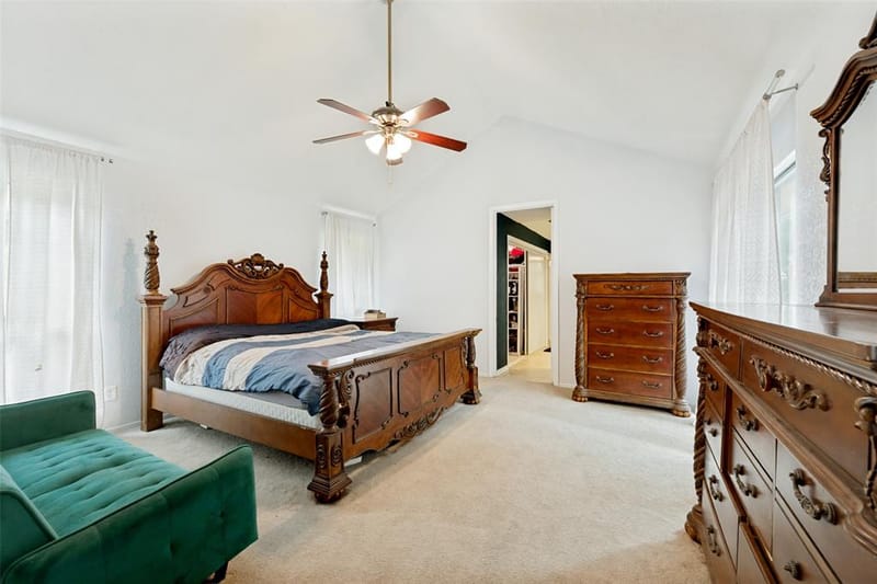 2512 Winding Hollow Lane, Arlington TX 76006 - Photo 13
