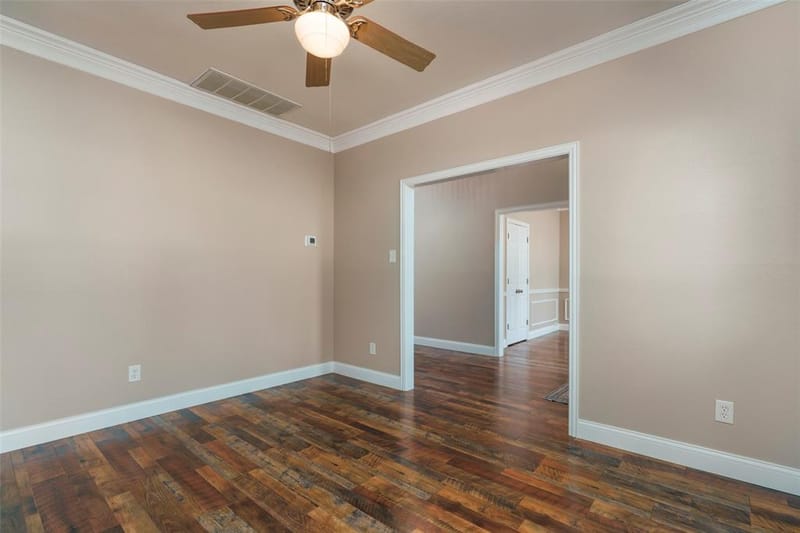 6101 Copperfield Drive, Arlington TX 76001 - Photo 7
