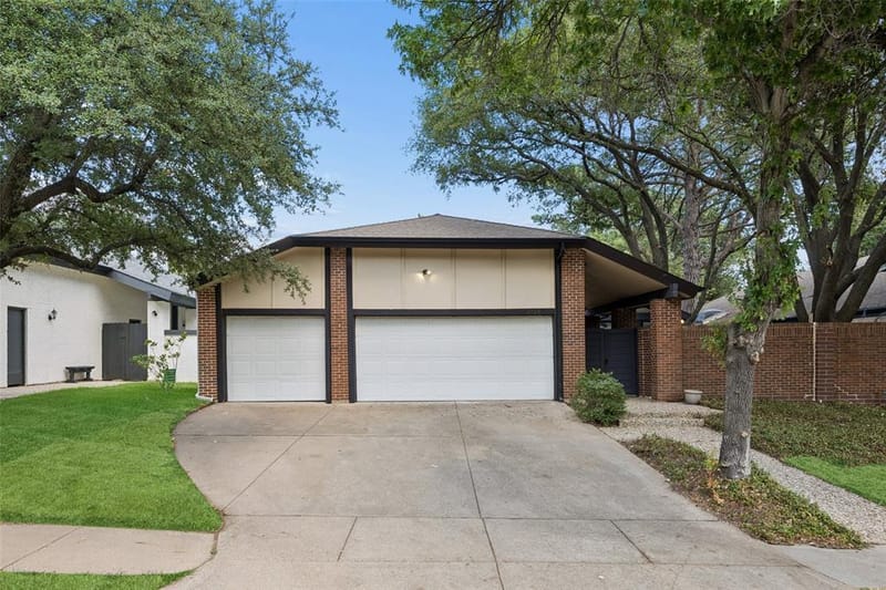 3704 Millswood Drive, Irving TX 75062 - Photo 4
