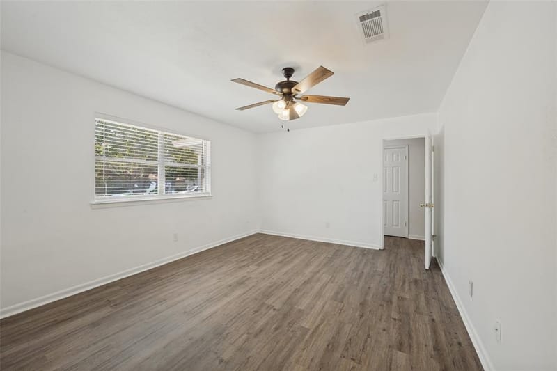 821 E Glendale St., Crowley TX 76036 - Photo 21