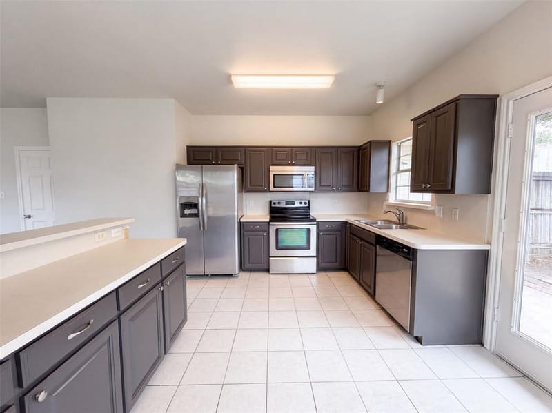 1406 Di Orio Drive, Lewisville TX 75067 - Photo 12