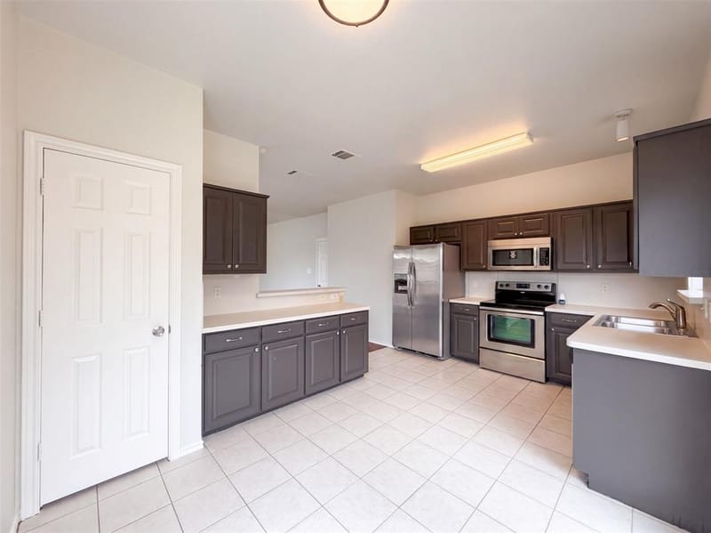 1406 Di Orio Drive, Lewisville TX 75067 - Photo 11
