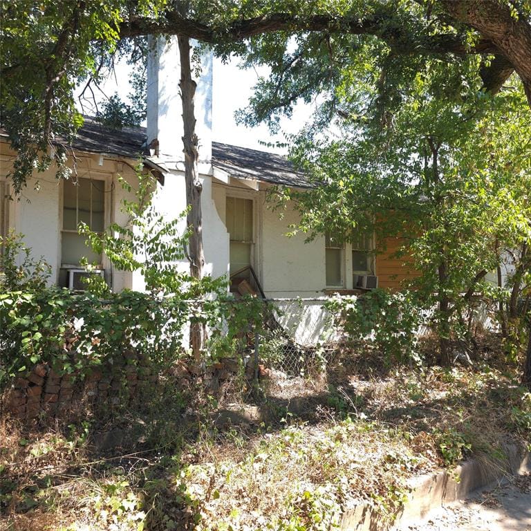 602 NW 4th Avenue, Mineral Wells TX 76067 - Photo 3