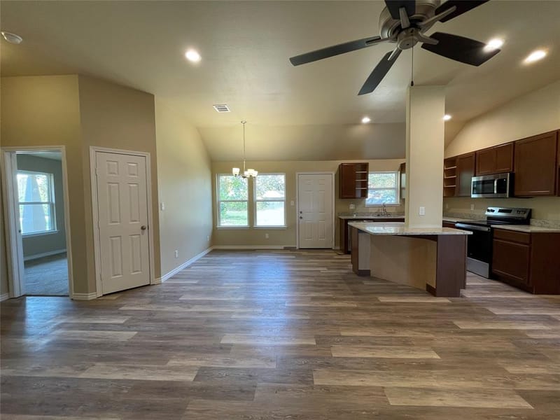 721 HILLBURN, West Tawakoni TX 75474 - Photo 6