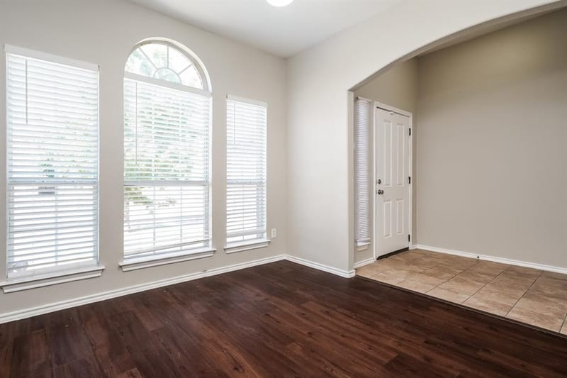 7932 Glenway Drive, Dallas TX 75249 - Photo 7