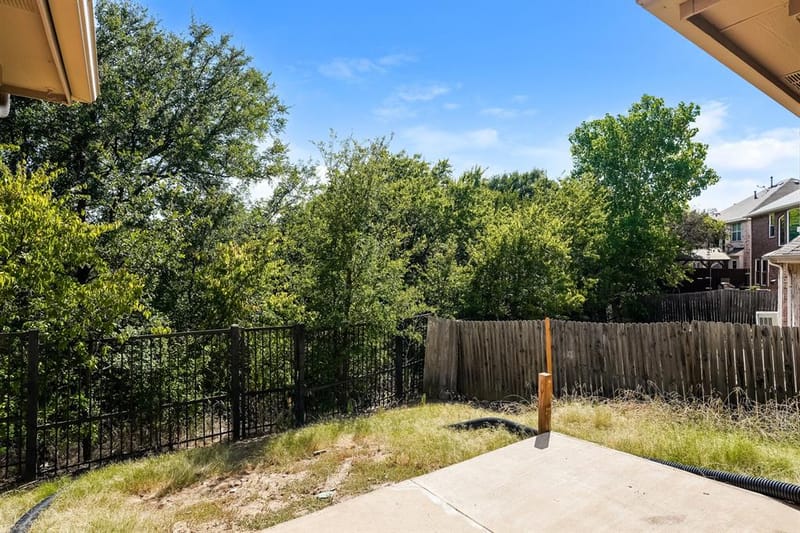 7932 Glenway Drive, Dallas TX 75249 - Photo 19