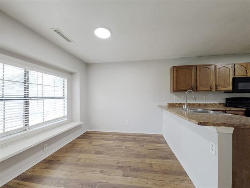 602 SW Heritage Hill Drive, Forney TX 75126 - Photo 15