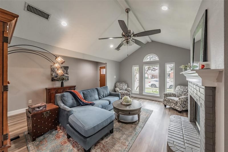 7403 Fossil Lake Drive, Arlington TX 76002 - Photo 9